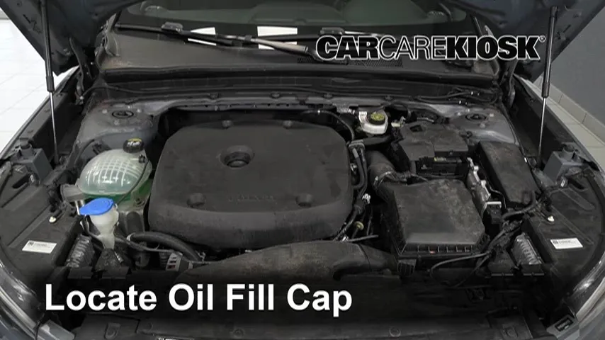 2021 Volvo XC40 T5 R-Design 2.0L 4 Cyl. Turbo Oil